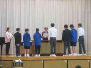 5月の朝会 全体 学校の様子 横須賀市立北下浦中学校